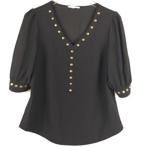 41 Hawthorn black studded short sleeve top